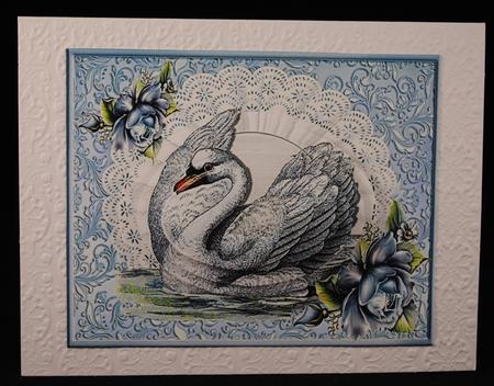 Beautiful Vintage Swan on Lace Oval Pyramids by Yvonne Middleton
