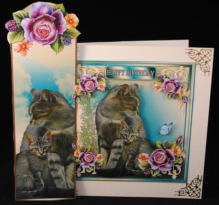 Love and Hugs Greeting Card Kit by Yvonne Middleton