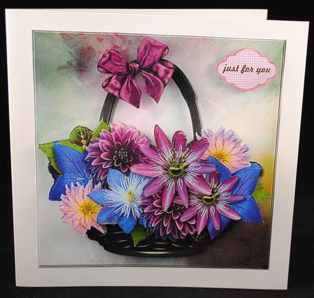 Mini Kit Basket Flower Mix by Yvonne Middleton