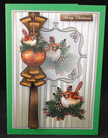 Classic Christmas Bird by Yvonne Middleton