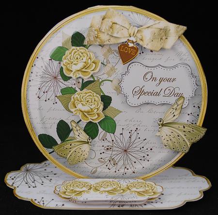 Cream Rose Special Day Pretty Circle Easel Card Mini Kit by Yvonne Middleton