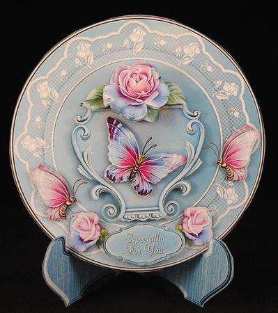 Rose A'flutter Plate Card Mini-kit by Yvonne Middleton