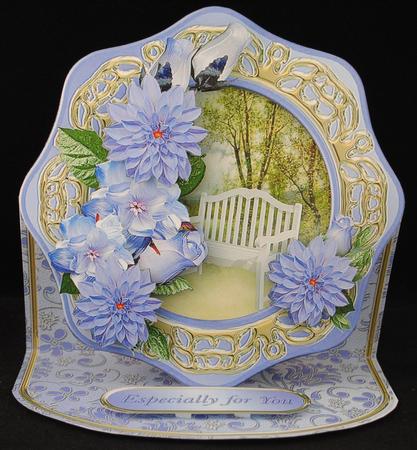 Day in the Park Octagon Frame Easel Card Mini Kit by Yvonne Middleton