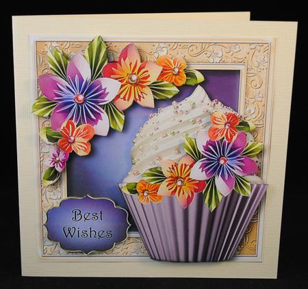 Origami & Pearl Cupcake Mini Kit by Yvonne Middleton