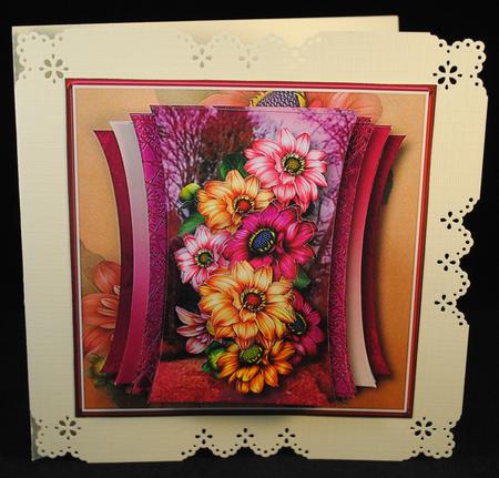 Dahlias - Curved Layers Card Mini Kit by Yvonne Middleton