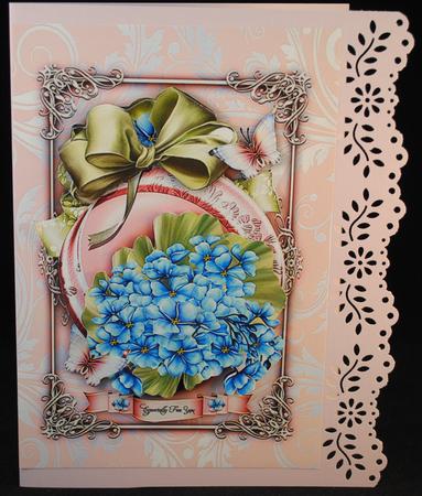 Soft Blue Bloom of Geraniums Flowers by Yvonne Middleton