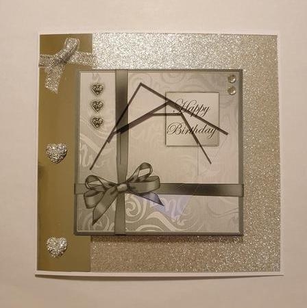 Elegant Flourish - Twisted Tunnel Topper by Zoe Metcalfe