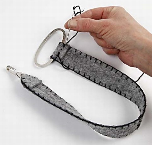 A Trendy Bag sewn from Felt