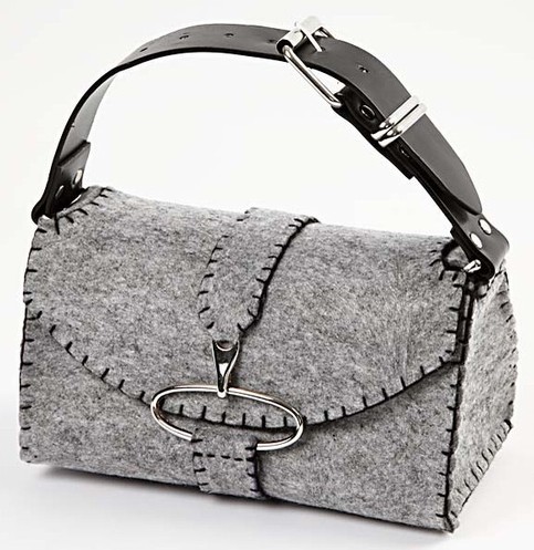 A Trendy Bag sewn from Felt