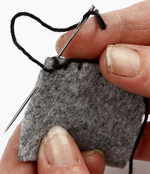 A Trendy Bag sewn from Felt