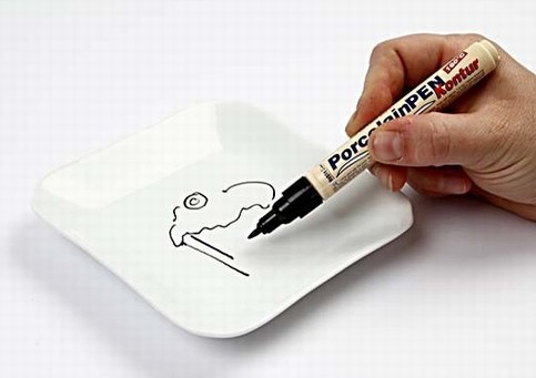 Markers with Glitter on Porcelain