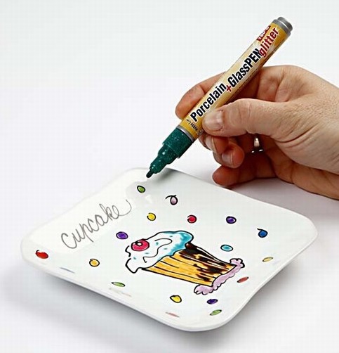 Markers with Glitter on Porcelain