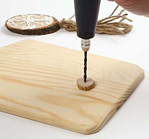 Wood Slices with Snow Effect