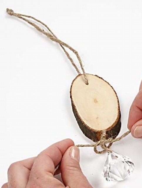 A "Dear" Hanging Decoration