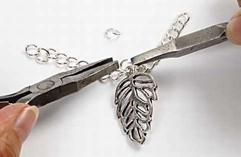 A Necklace with Wool and Silver