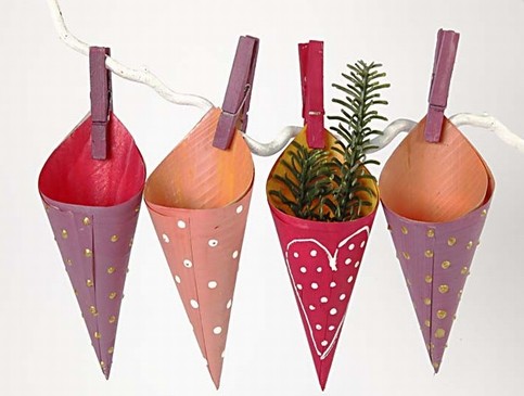 Wooden and Wood Chip Christmas Decorations