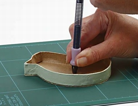 Papier-M ch with Wood Veneer