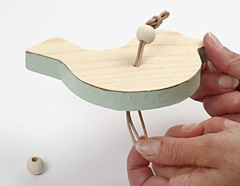 Papier-M ch with Wood Veneer