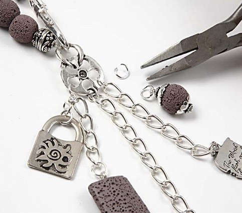 A Lava Necklace with Pendants