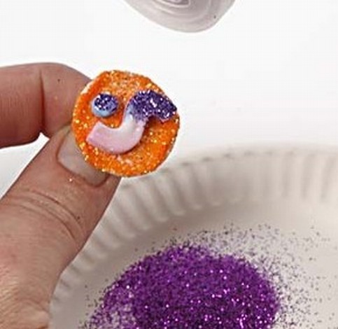 Badges with Glitter Effect