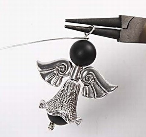 A Necklace with Angels and Agate