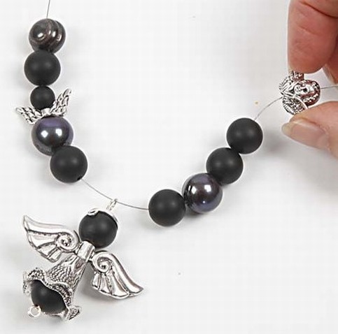 A Necklace with Angels and Agate