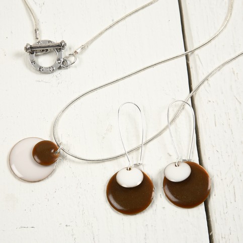 A Necklace and Earrings with Enamel Plates