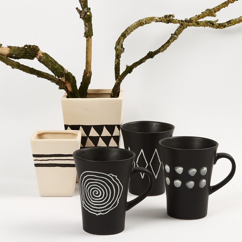 Graphic patterns with Glass and Porcelain Markers