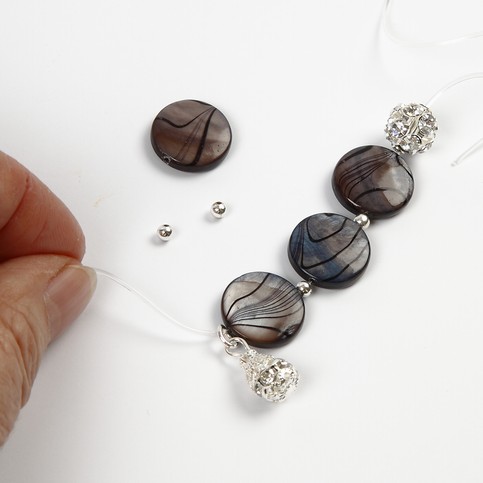 A Bracelet with Oyster Beads
