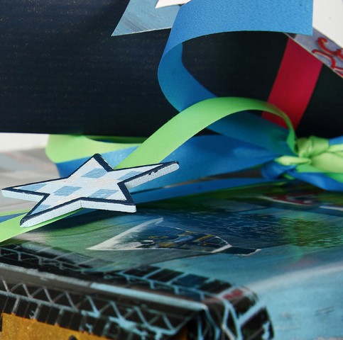 Gift Wrapping in Blues