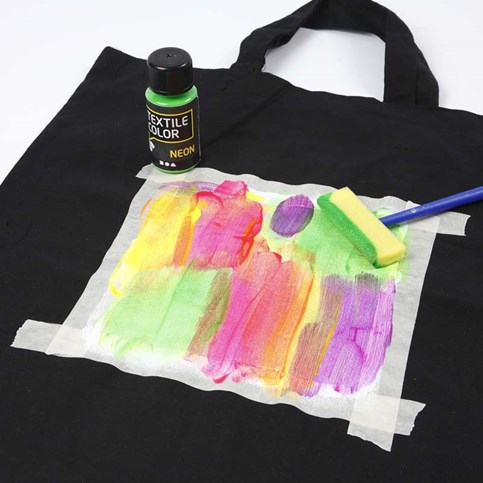 Shopping Bags decorated with Textile Color, neon