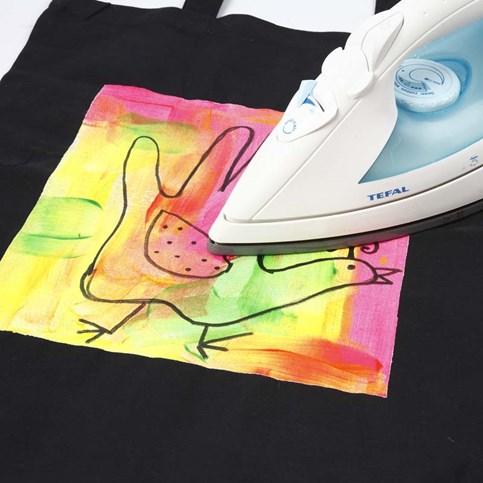 Shopping Bags decorated with Textile Color, neon