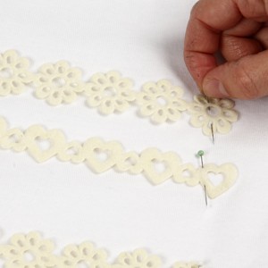 A Foam Stencil Dabbing Technique with Trendy Colours
