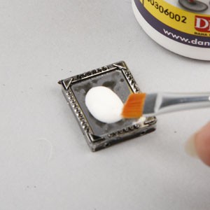 Jewellery frames with fun and fancy