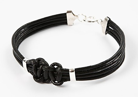 Bracelet with braided centre