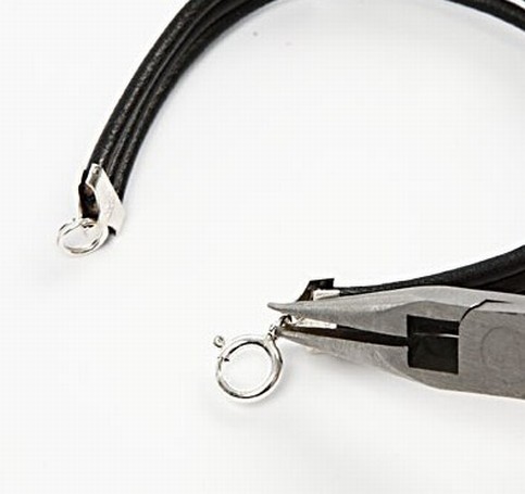 Bracelet with braided centre